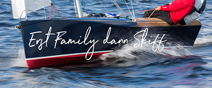 Unser Familyskiff KARU in Gleitfahrt. Eine Gleitjolle im gleiten.